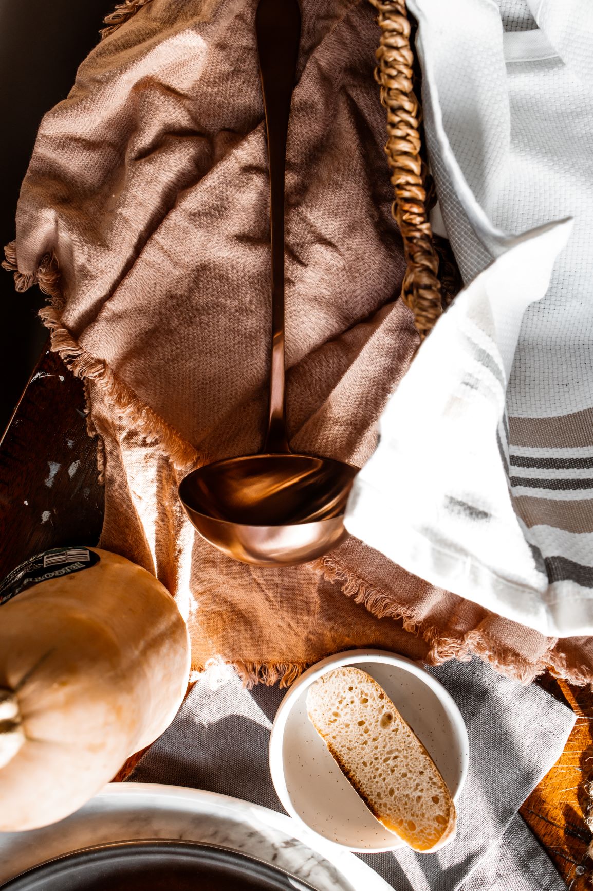 Coated XL Hostess 2 Piece Set